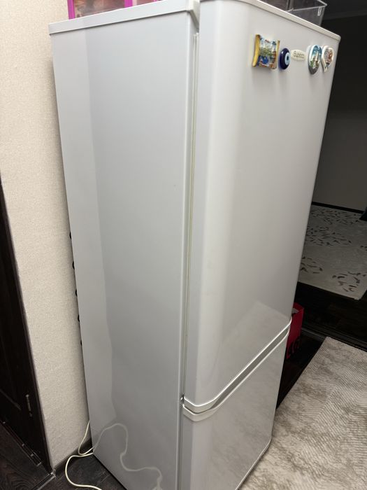 Продам б/у холодильник бирюса в отличном состоянии!