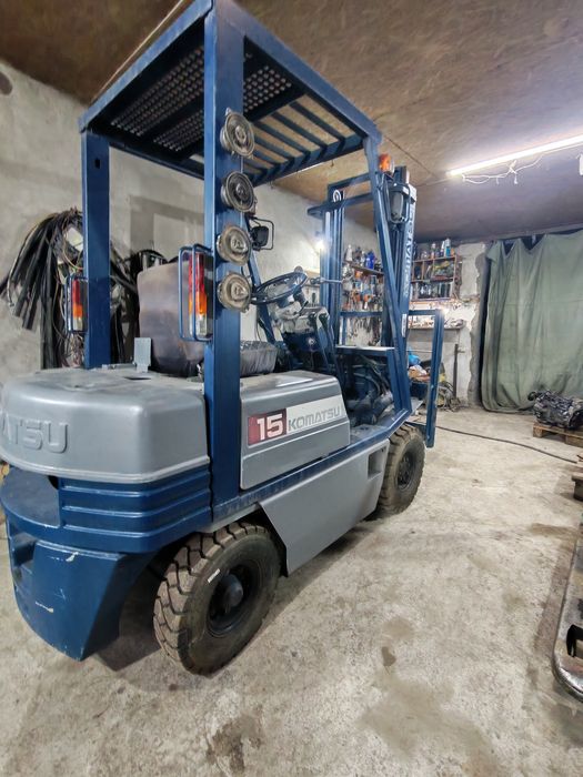 Вилочный погрузчик Кара