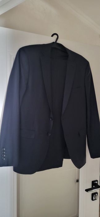 Продам классический Костюм брюки