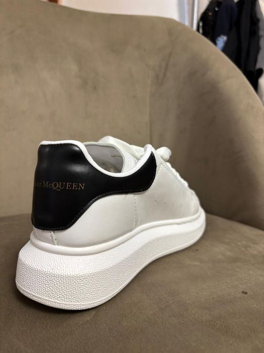 Adidasi pentru femei