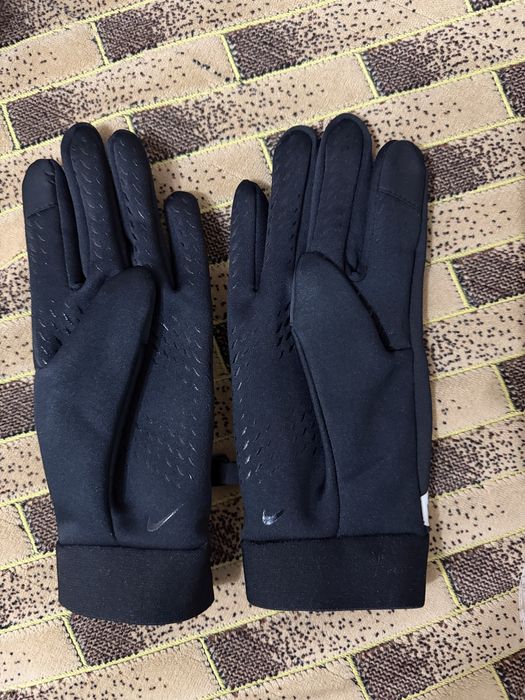 Футбольные перчатки