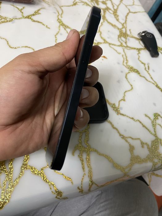 iPhone 13 128 Gb без ремонта Плата ауыстру керек