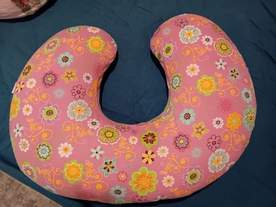 Perna alăptare Chicco