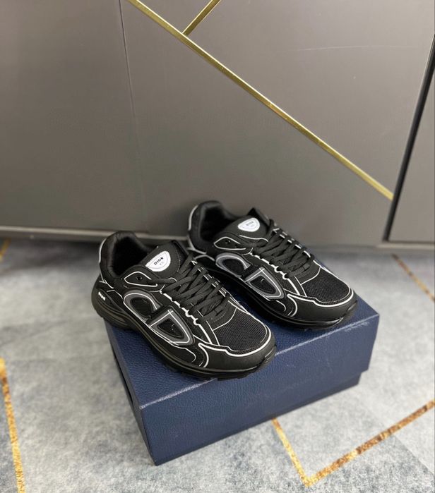 Dior B30 noi cu cutie