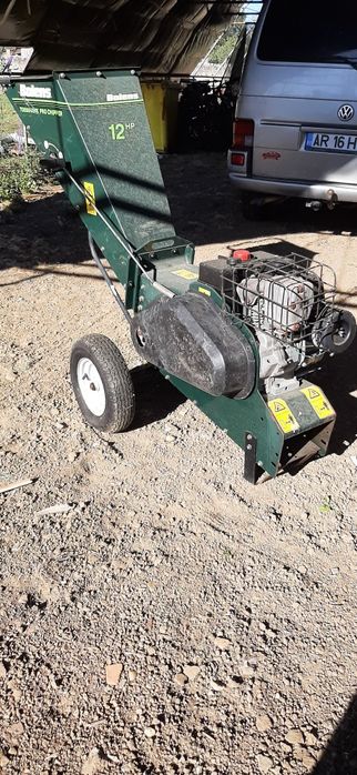 Tocatoare  pentru   lemn