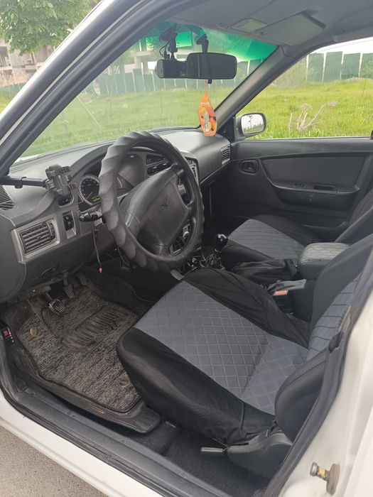 Nexia 2 срочно сотилади