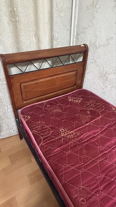 Кровать односпальная
