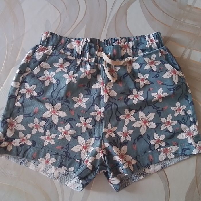Летние шорты подростковые.