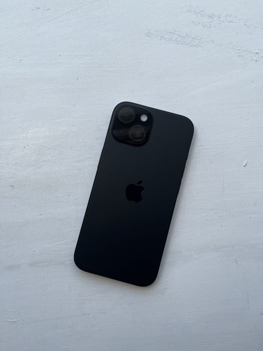 Продам iphone 15 в отличном состоянии