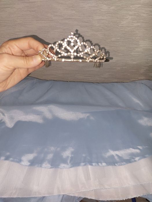 Вечерний платье 7-8лет