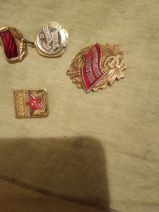 Монеты редкие всех стран 1922 года до 1968 г.имеютсЯ посуда часы СССР