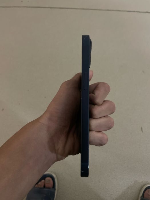 Iphone 13 sotiladi