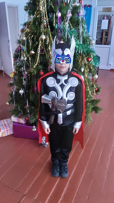 Яркие Новогодние костюмы