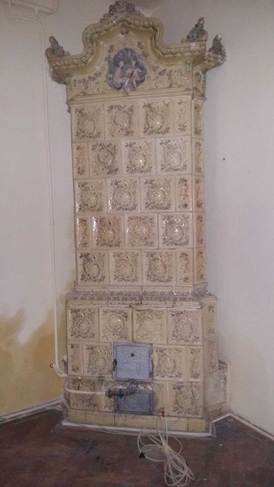 Soba teracota interbelica