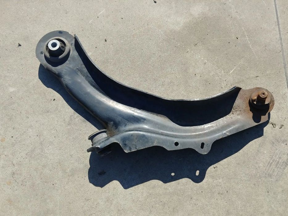 brat bascula stanga fata  0.9 tce renault captur 2018