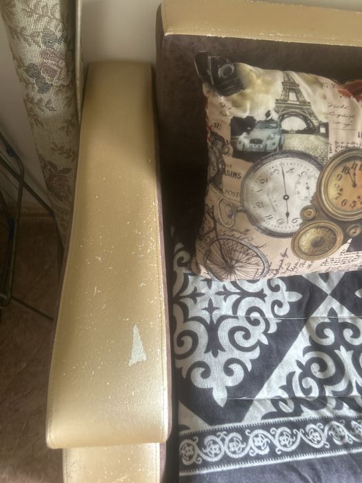 Продам диван раздвижной