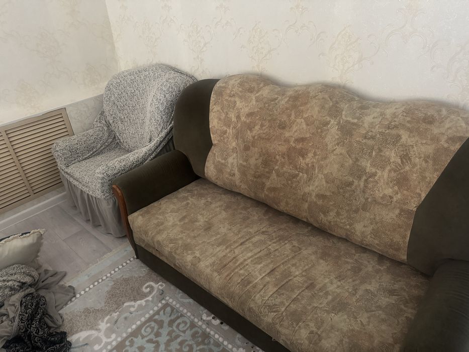 Продам диван и два кресло