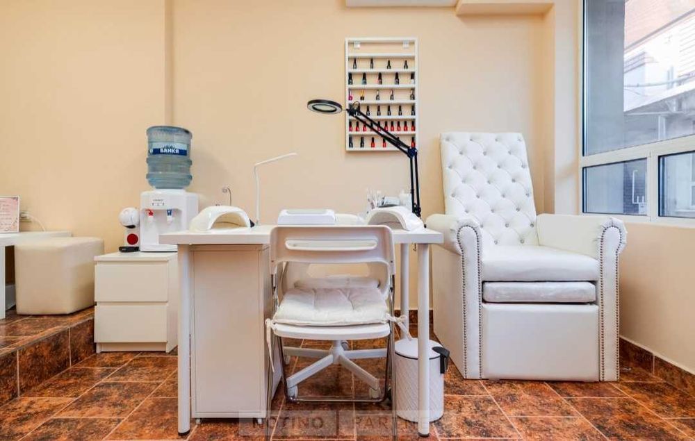 Оборудване за салон