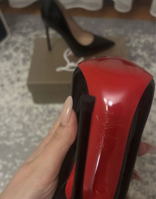 Pantofi Christian Louboutin piele 37 stoc si pe comanda