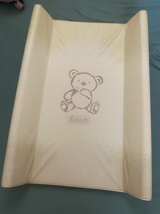 Повиналник за бебе