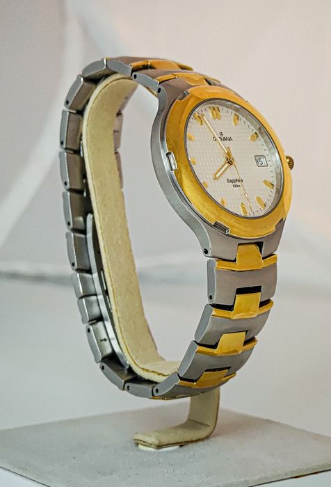 Продавам мъжки часовник GROVANA