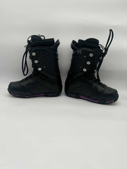 Boots snowboard RAVEN marime EUR:38 Mondo:24.5