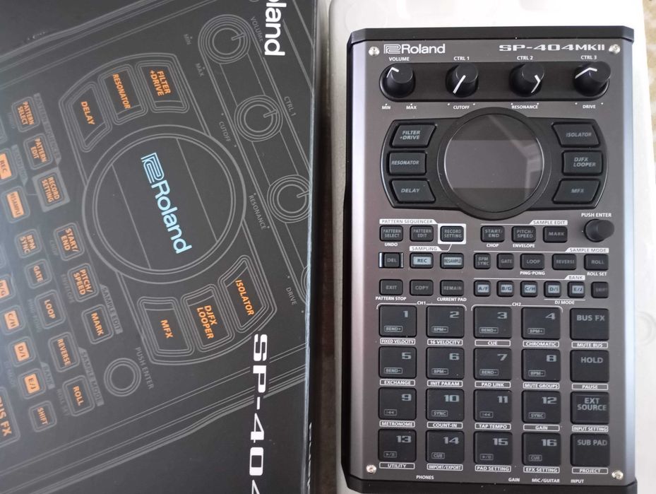 Roland sp404 mk2