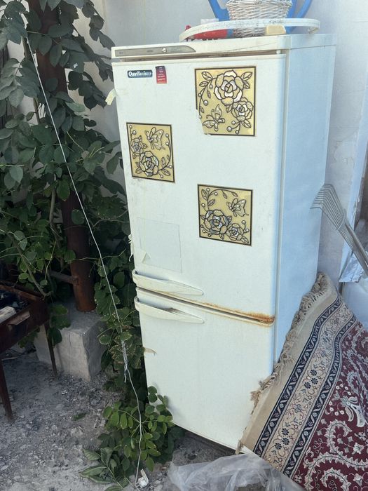Продается холодильник