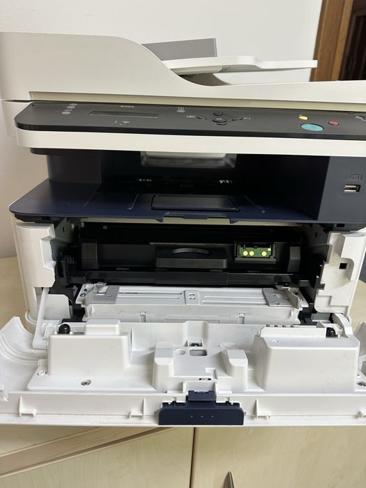 Imprimanta laser wireless Xerox B205