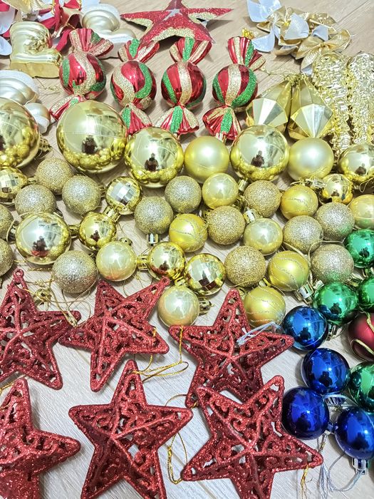 Новогодние игрушки продам