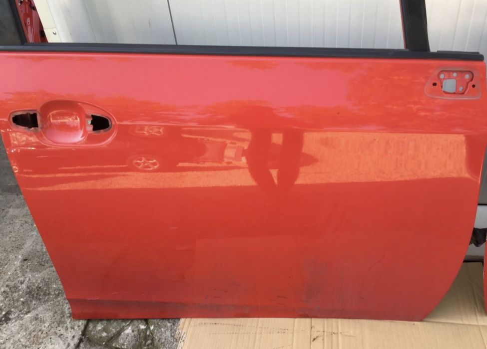 Usi St/Dr Fata Toyota Verso-S/Subaru Trezia 2010-2015
