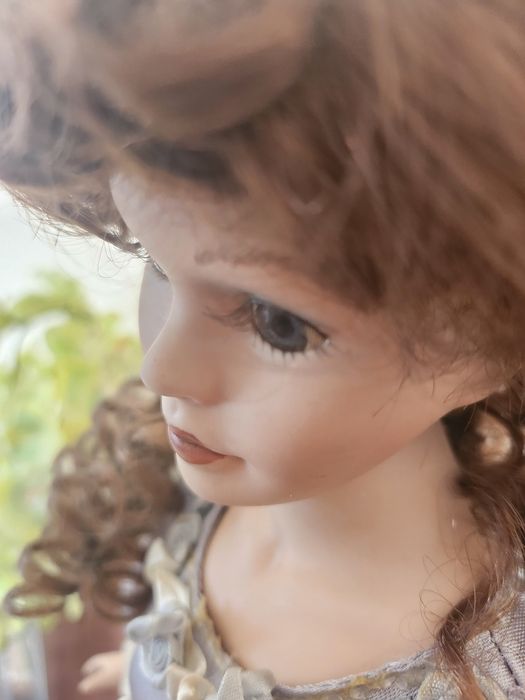 Порцеланова кукла