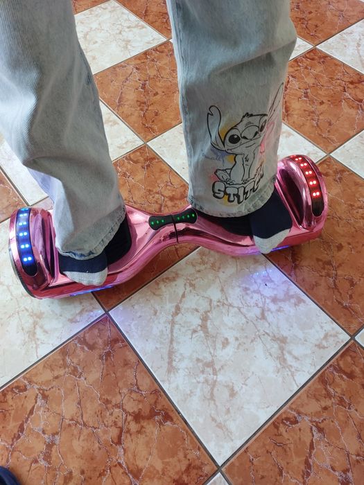 Hoverboard Smart Balance/Regular ElectroPink/roti 6.5 inch/Bluetooth/Autobalans/Led Lights/700W/Baterie cu Celule Samsung