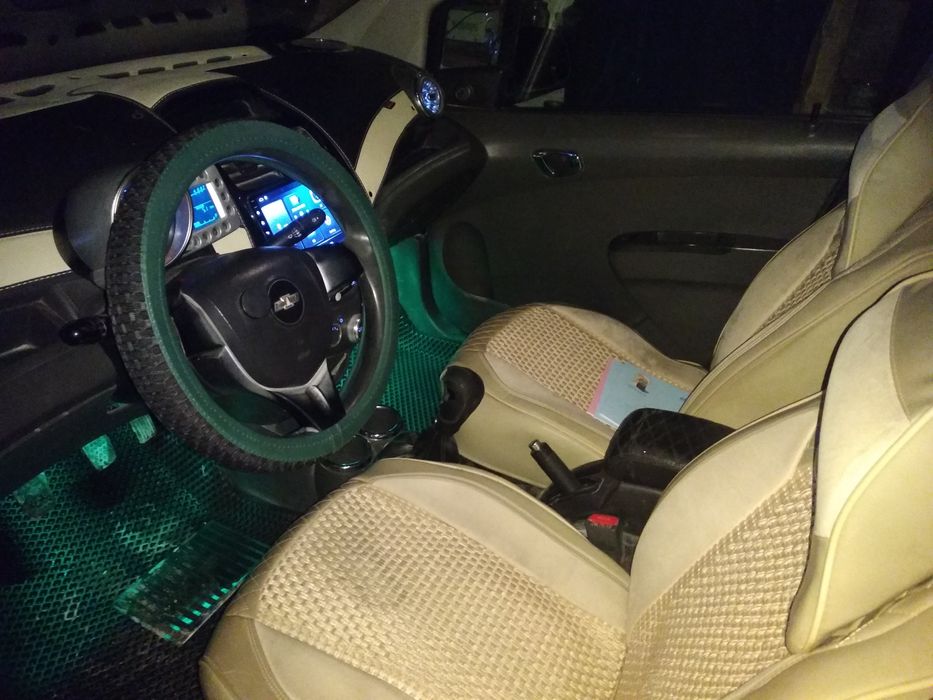 Spark variantga sotiladi