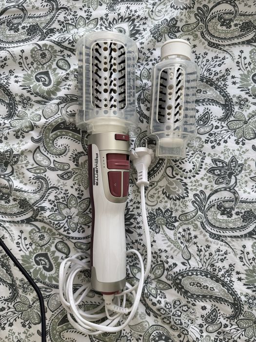 Rowenta Brush Activ CF9521 – Perie rotativă cu aer cald + 2 perii