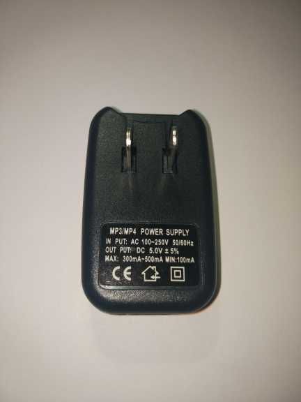 Кабель USB(m) - mini USB и адаптер для юсб. + подарок мр3 плеер