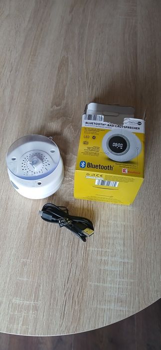 Блутуут колонка за баня