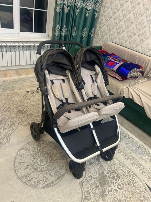 Коляска для двойни