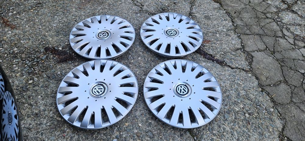 Тасове 15 vw golf 6. Caddy 15 цола тасове  4 броя