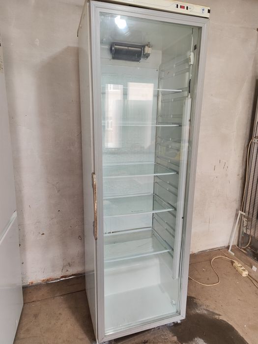 Холодильник рабочий