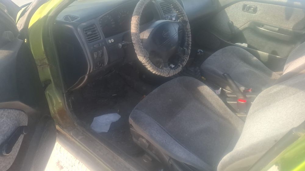 Продам ниссан альмера