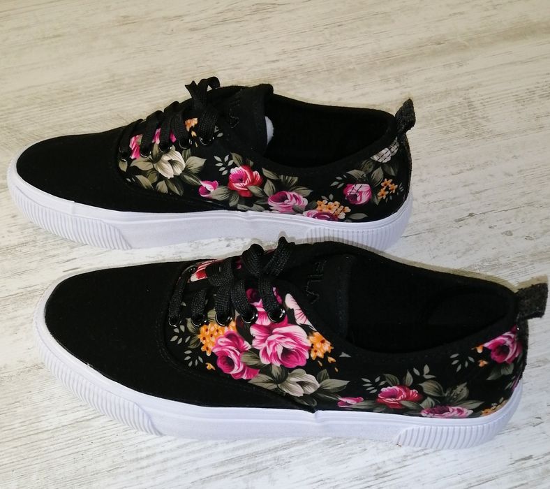 FILA дамски сникърси, кецове, маратонки