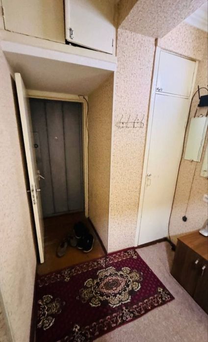 3 xonali uyga 1ta oDam kerak , 1 ta xonaga 2 kishi turadi , yunusobod