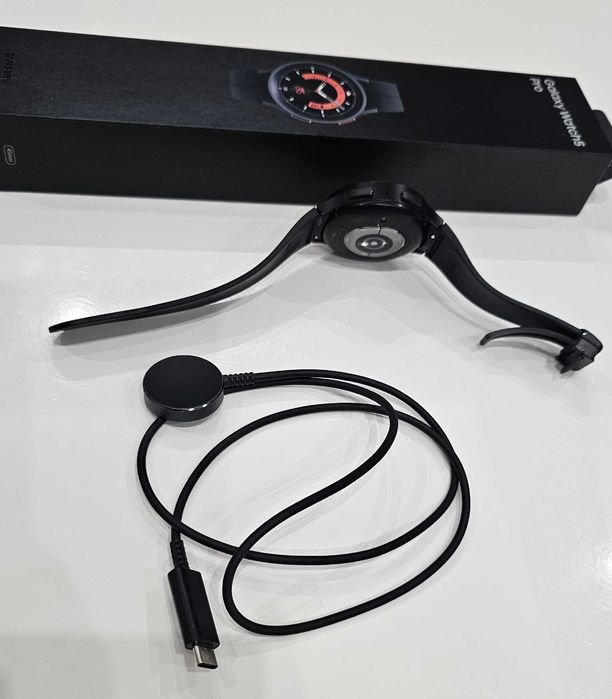 Смарт часовник SAMSUNG GALAXY wach5 pro