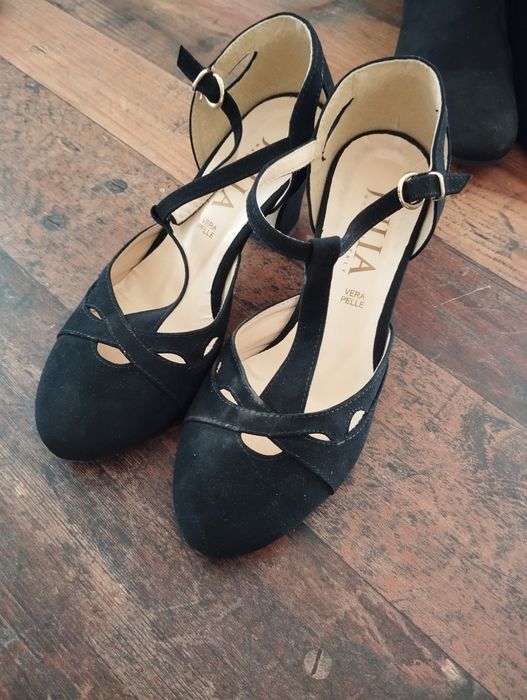 Дамски обувки 37 номер