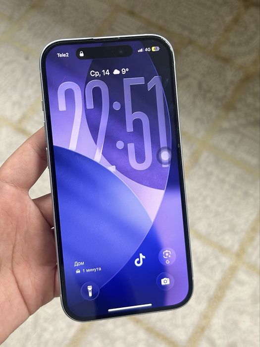 Продам айфон 15 (голубой )