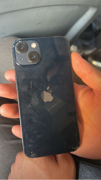 Айфон 13 телефон