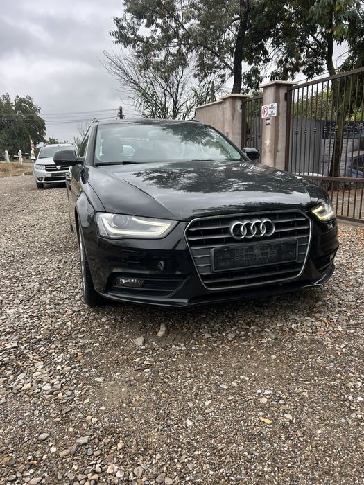 Bară față  completă  cu spălătoare faruri Audi A4 B8.5 facelift 2015