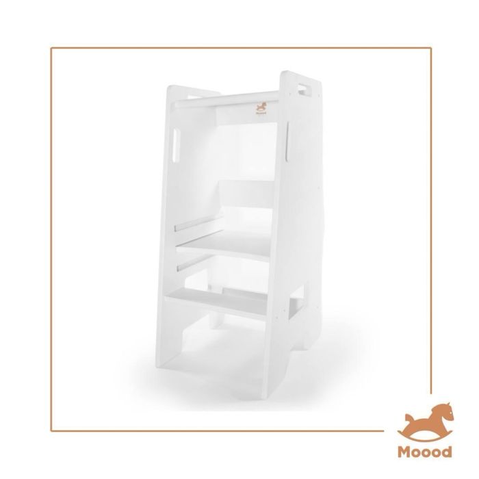 Детска помощна кула Монтесори