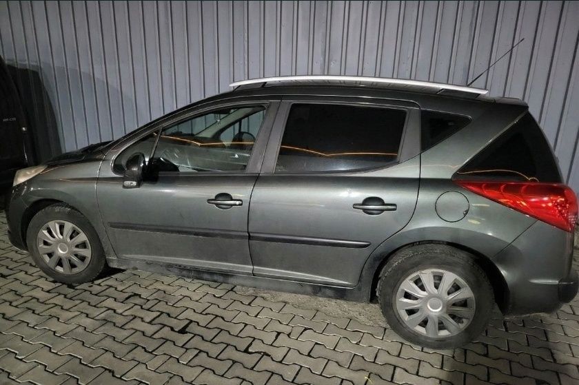 Vând Peugeot 207 - 2011